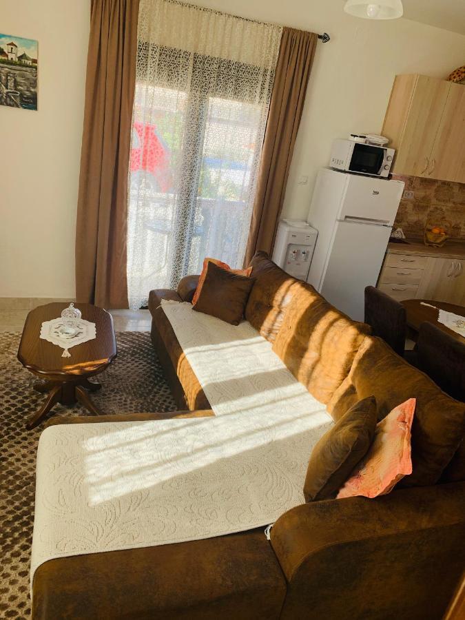 Gara 5 Appartement Kotor Buitenkant foto