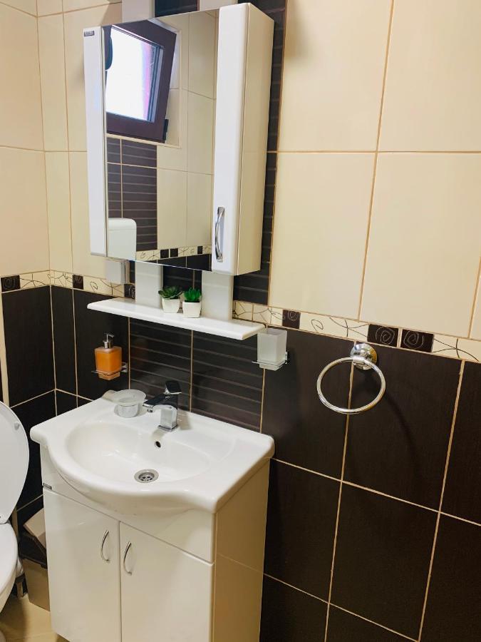 Gara 5 Appartement Kotor Buitenkant foto