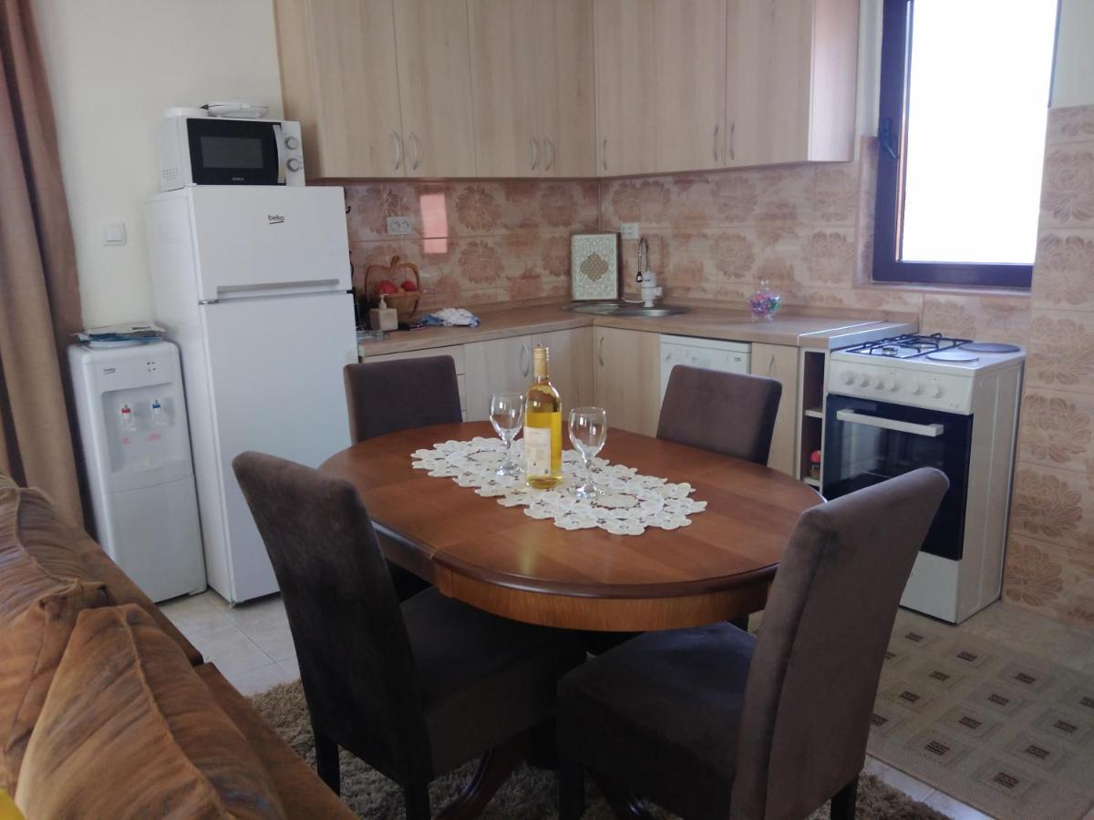Gara 5 Appartement Kotor Buitenkant foto